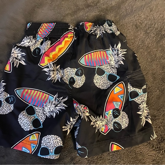 Spotted Zebra Boy's 6/7 Swim Trunks - Picture 5 of 7